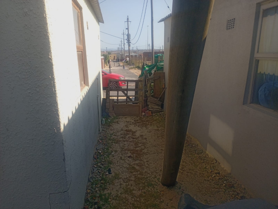 2 Bedroom Property for Sale in Kuyasa Western Cape